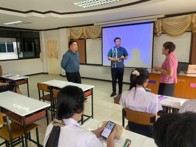 BA2D88B0-56EF-41B8-B274-12151F00FB77.jpg